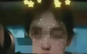 娱乐吃瓜酱打牌视频,揭秘打牌视频背后的趣味与智慧